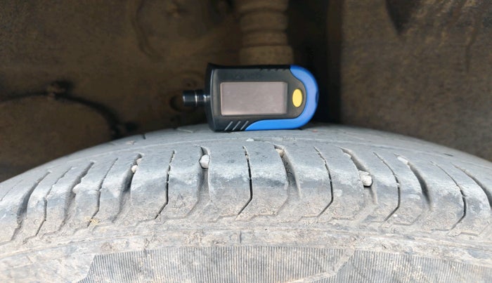 2023 Tata PUNCH PURE MT, Petrol, Manual, 30,474 km, tyre