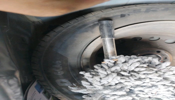 2023 Tata PUNCH PURE MT, Petrol, Manual, 30,474 km, tyre