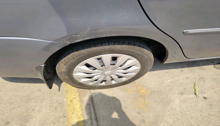 2013 Toyota Etios G SP, Petrol, Manual, 70,762 km, tyre