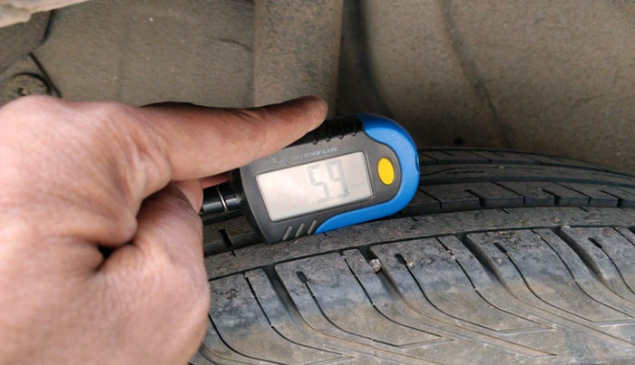 2019 Hyundai VENUE SX PLUS 1.0 TURBO DCT, Petrol, Automatic, 63,629 km, tyre