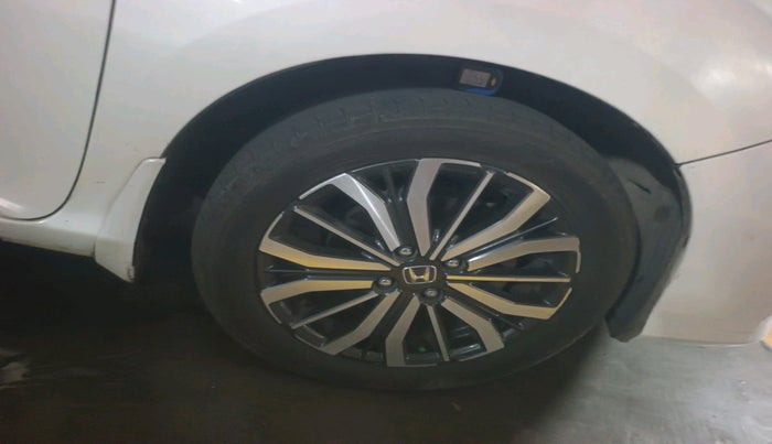 2018 Honda City 1.5L I-VTEC VX CVT, Petrol, Automatic, 68,473 km, tyre