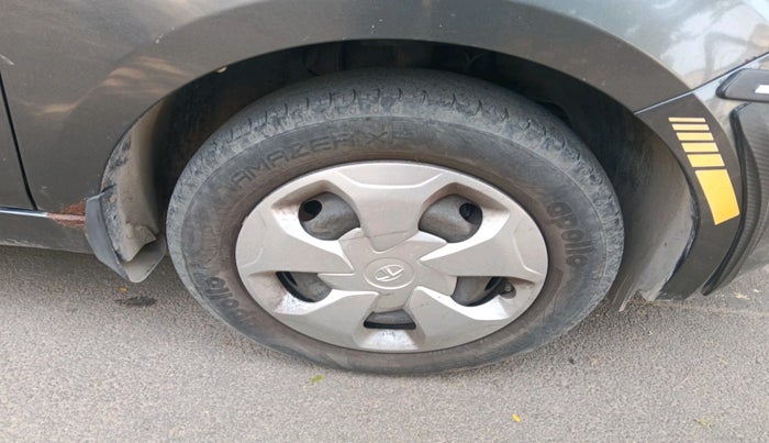 2021 Tata Tiago XT (O) PETROL, Petrol, Manual, 18,586 km, tyre