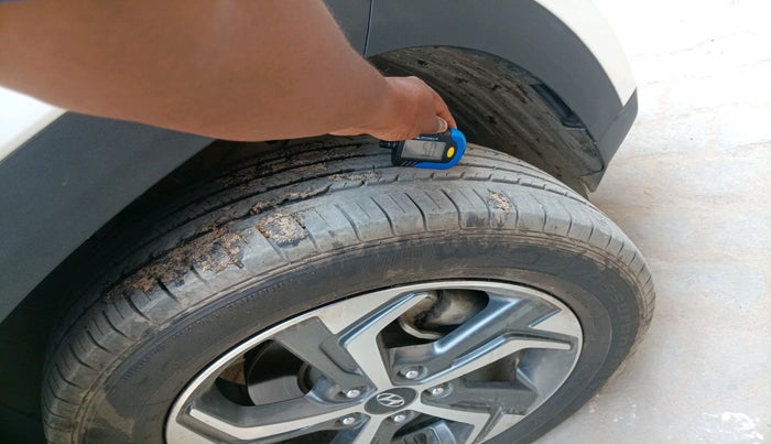 2020 Hyundai Creta E 1.5 DIESEL, Diesel, Manual, 98,996 km, tyre