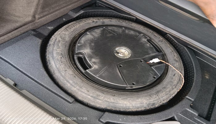 2012 Audi Q3 2.0 TDI QUATTRO, Diesel, Automatic, 1,32,816 km, tyre