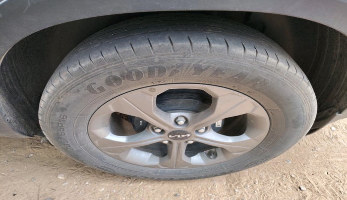 2021 KIA SELTOS HTK PLUS 1.5 IMT, Petrol, Manual, 43,268 km, tyre