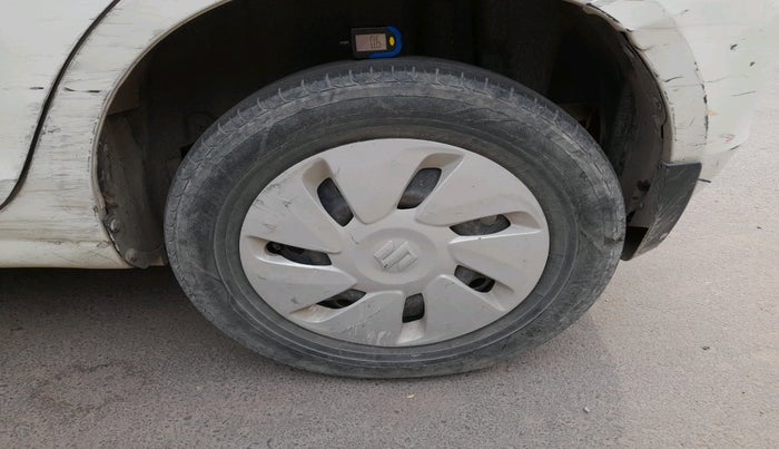 2014 Maruti Swift VDI, Diesel, Manual, 99,318 km, tyre