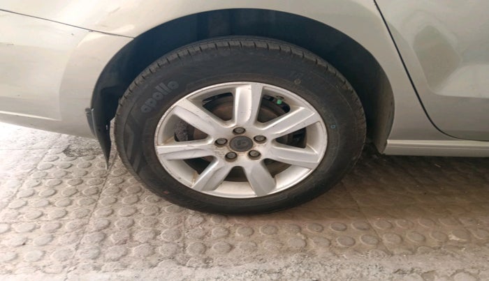 2016 Skoda Rapid 1.5 TDI CR STYLE PLUS AT, Diesel, Automatic, 1,16,753 km, tyre