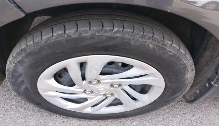 2021 Hyundai AURA S 1.2, Petrol, Manual, 66,065 km, tyre