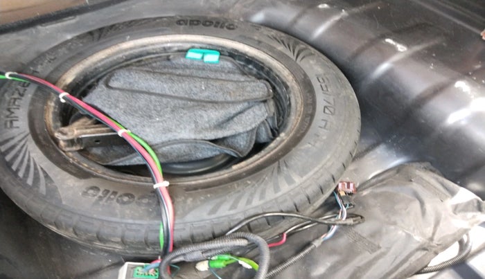 2021 Hyundai AURA S 1.2, Petrol, Manual, 66,065 km, tyre