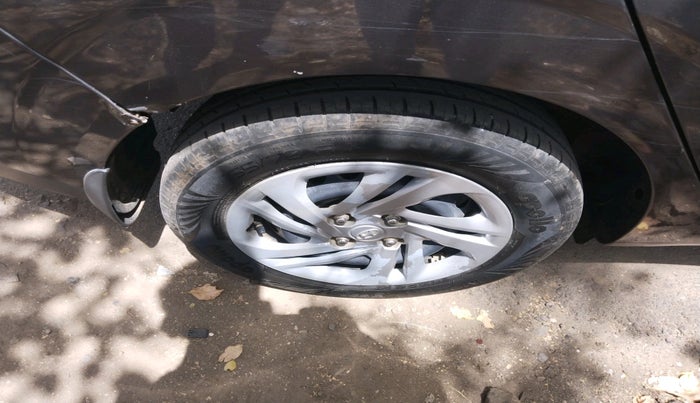 2021 Hyundai AURA S 1.2, Petrol, Manual, 66,065 km, tyre