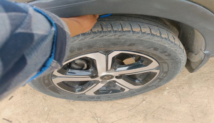 2021 Tata NEXON XZA PLUS SUNROOF PETROL, Petrol, Automatic, 55,405 km, tyre