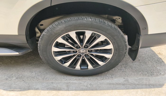 2024 MG GLOSTER SAVVY 2.0 TURBO 6 STR 2WD, Diesel, Automatic, 22,670 km, tyre