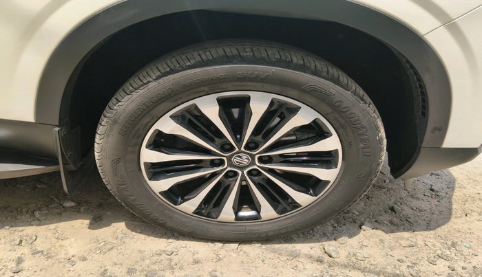 2024 MG GLOSTER SAVVY 2.0 TURBO 6 STR 2WD, Diesel, Automatic, 22,670 km, tyre