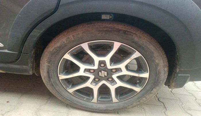 2024 Maruti XL6 ZETA CNG, CNG, Manual, 39,643 km, tyre