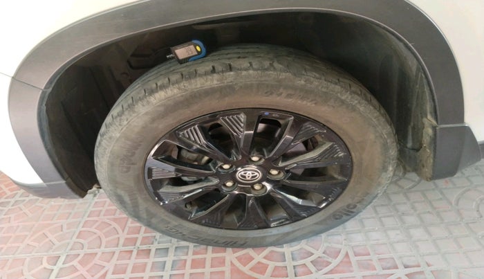 2022 Toyota URBAN CRUISER HIGH GRADE MT, Petrol, Manual, 23,362 km, tyre