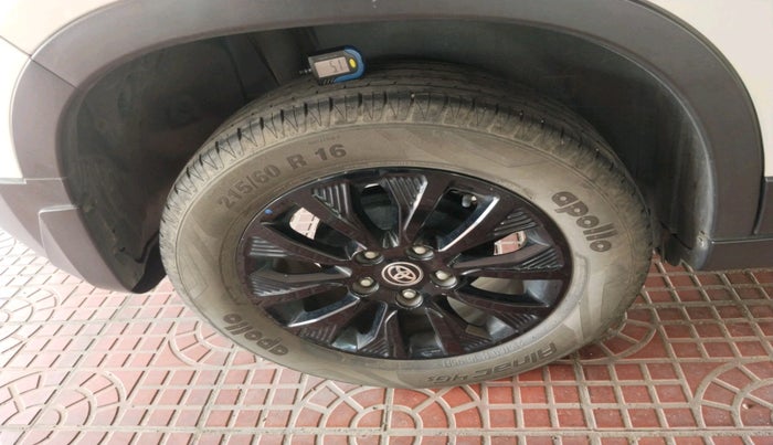 2022 Toyota URBAN CRUISER HIGH GRADE MT, Petrol, Manual, 23,362 km, tyre