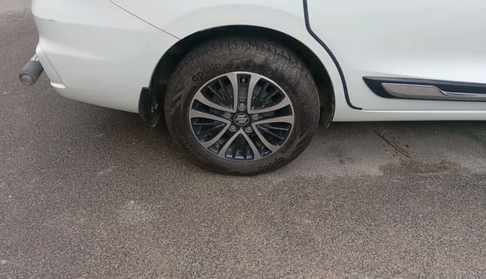 2022 Maruti Ertiga   VXI (O) CNG, CNG, Manual, 86,342 km, tyre