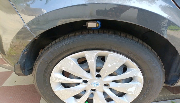 2015 Tata Zest XMA F-TRONIC DIESEL, Diesel, Automatic, 1,52,966 km, tyre