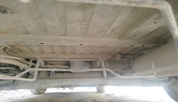 2022 Maruti Ertiga   VXI (O) CNG, CNG, Manual, 75,150 km, tyre