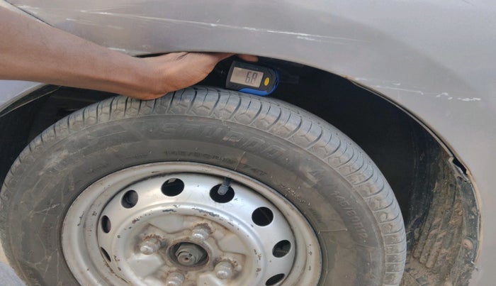 2013 Hyundai Eon D-LITE+, Petrol, Manual, 88,790 km, tyre