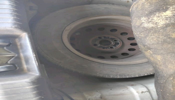 2013 Hyundai i20 MAGNA (O) 1.4 CRDI, Diesel, Manual, 1,08,396 km, tyre