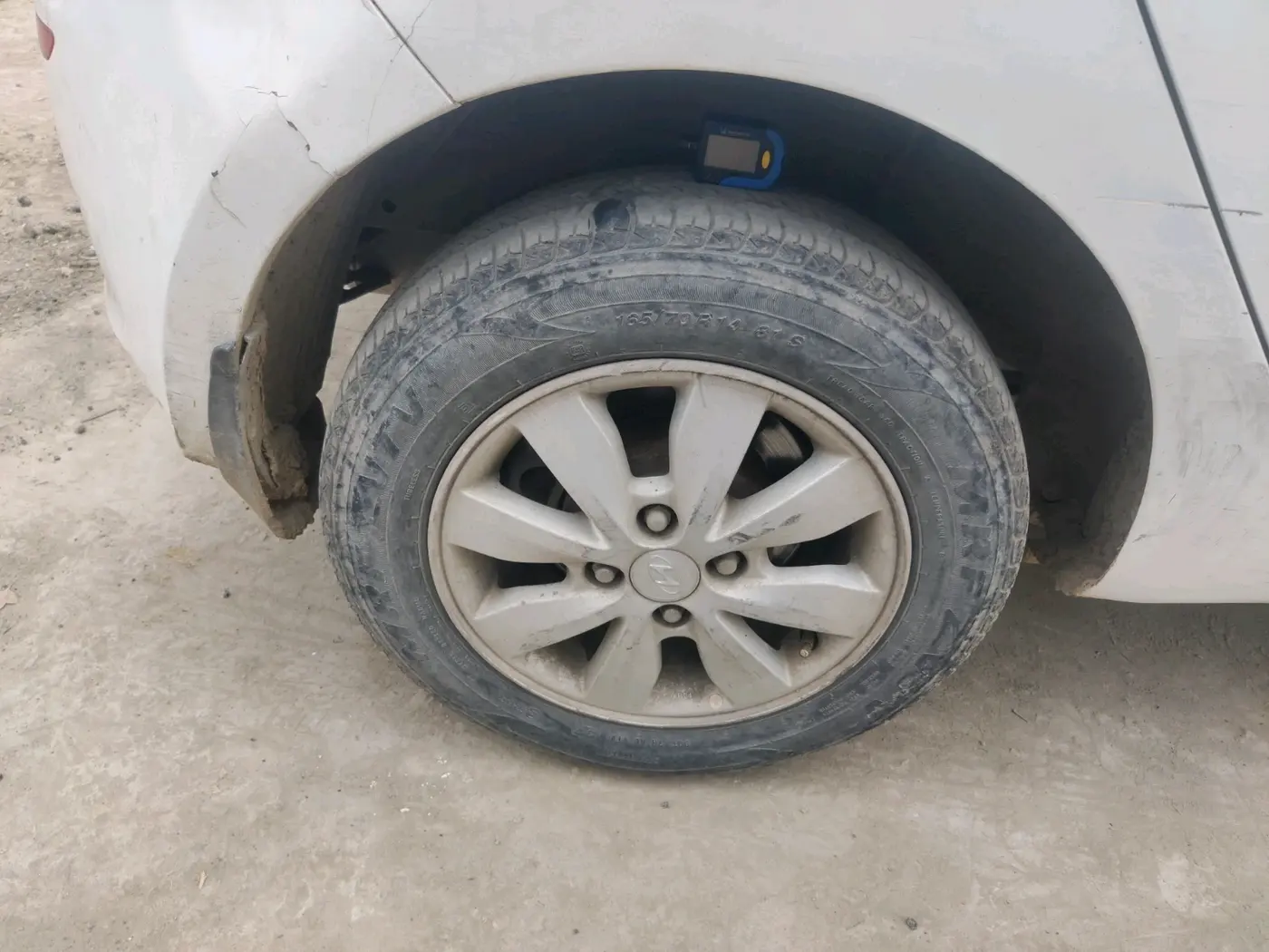 2013 Hyundai i20 SPORTZ 1.4 CRDI, Diesel, Manual, 1,60,656 km, tyre
