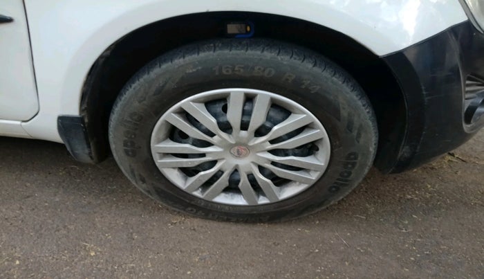 2013 Maruti Ritz VDI, Diesel, Manual, 1,57,649 km, tyre