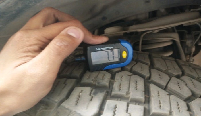 2016 Ford Endeavour TITANIUM 3.2 4X4 AT, Diesel, Automatic, 1,90,035 km, tyre