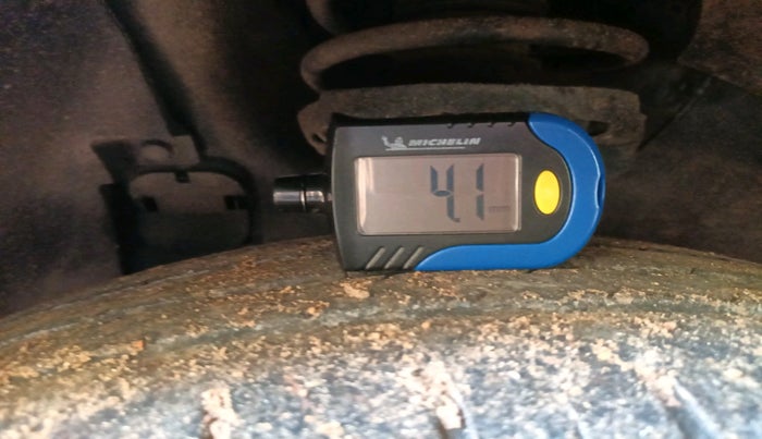 2019 Hyundai VENUE SX 1.0 TURBO, Petrol, Manual, 38,403 km, tyre