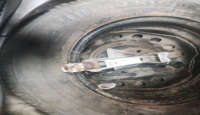 2010 Hyundai i20 MAGNA 1.2, Petrol, Manual, 1,19,036 km, tyre