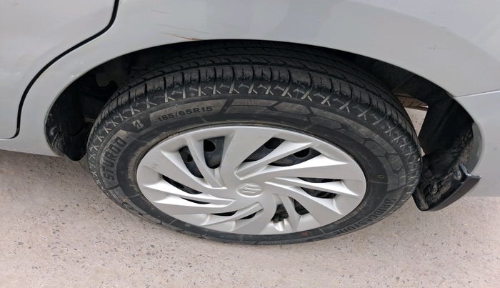 2022 Maruti Ertiga VXI SHVS, Petrol, Manual, 1,03,028 km, tyre