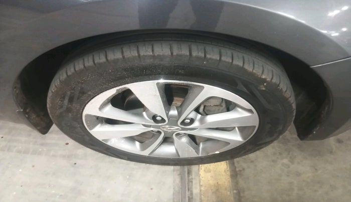 2015 Hyundai Elite i20 ASTA 1.2, Petrol, Manual, 68,935 km, tyre