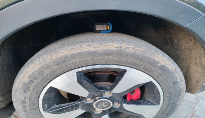 2022 Tata NEXON XM SUNROOF PETROL, CNG, Manual, 29,424 km, tyre