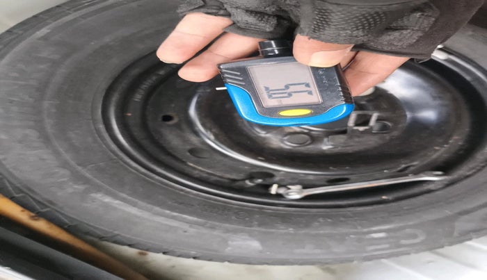 2021 Maruti Alto LXI, Petrol, Manual, 61,501 km, tyre