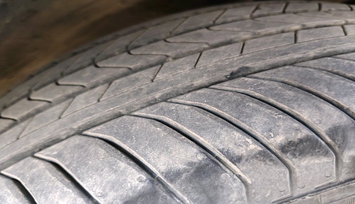 2021 MG HECTOR SHARP 2.0 DIESEL, Diesel, Manual, 1,03,302 km, tyre