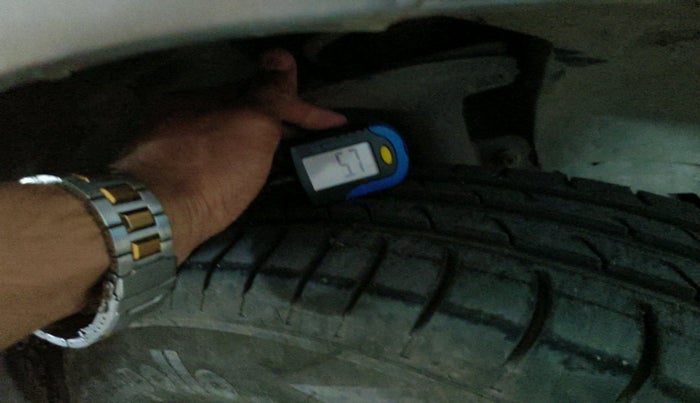 2013 Nissan Terrano XL (P), Petrol, Manual, 92,853 km, tyre