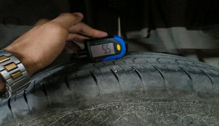 2013 Nissan Terrano XL (P), Petrol, Manual, 92,853 km, tyre