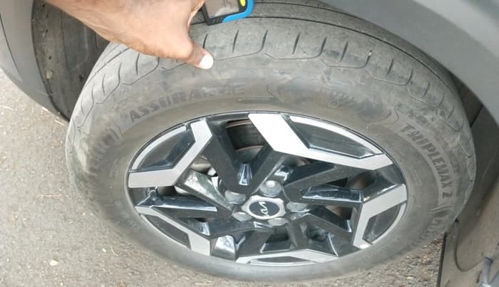 2023 KIA SELTOS  HTX PLUS 1.5 TURBO PETROL IMT, Petrol, Manual, 29,226 km, tyre