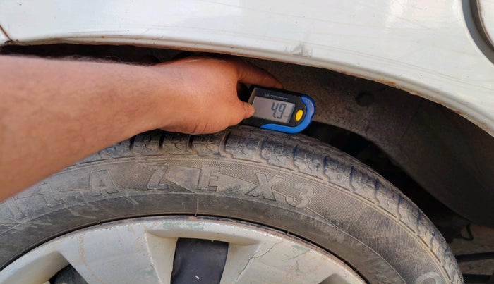 2011 Maruti Alto K10 VXI, CNG, Manual, 1,52,073 km, tyre