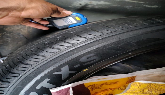 2021 Hyundai Creta EX 1.5 DIESEL, Diesel, Manual, 82,052 km, tyre