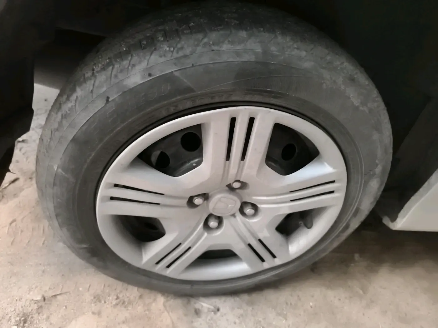 2011 Honda City 1.5L I-VTEC S MT, Petrol, Manual, 86,035 km, tyre