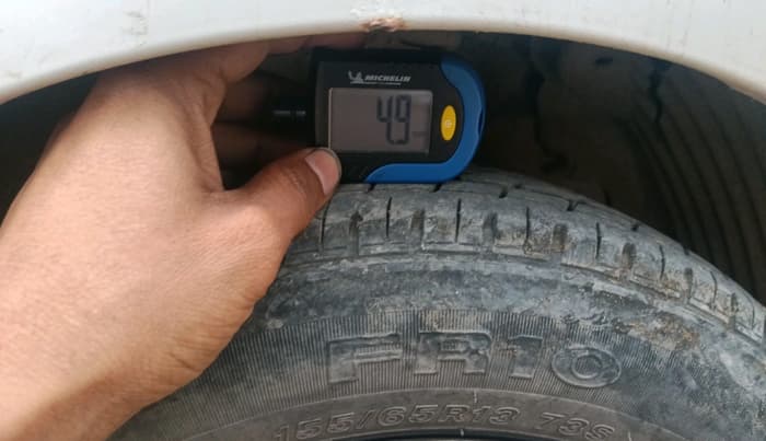 2012 Hyundai Eon MAGNA +, Petrol, Manual, 66,414 km, tyre