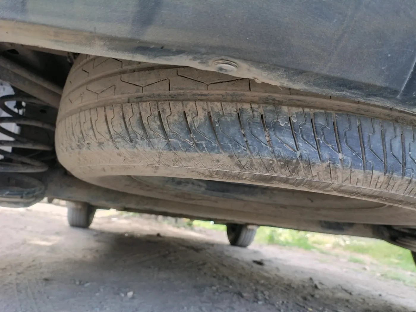 2024 Tata PUNCH PURE MT CNG, CNG, Manual, 39,163 km, tyre
