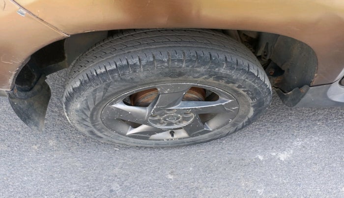 2014 Renault Duster 110 PS RXL DIESEL, Diesel, Manual, 1,49,092 km, tyre