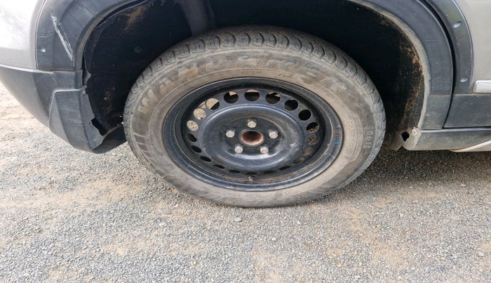 2016 Maruti Vitara Brezza VDI (O), Diesel, Manual, 70,674 km, tyre