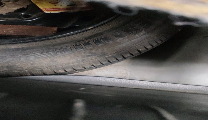 2016 Hyundai Elite i20 SPORTZ 1.2, Petrol, Manual, 79,404 km, tyre