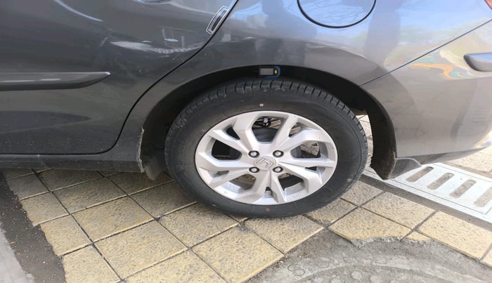 2019 Honda Amaze 1.2L I-VTEC VX CVT, Petrol, Automatic, 42,314 km, tyre