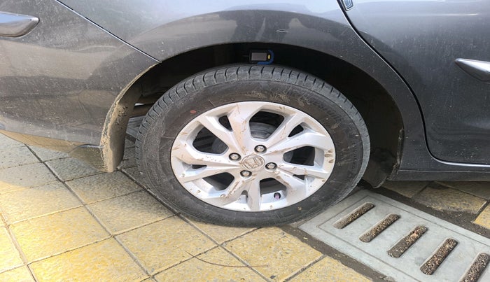 2019 Honda Amaze 1.2L I-VTEC VX CVT, Petrol, Automatic, 42,314 km, tyre