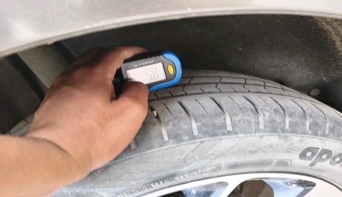 2019 Maruti Baleno ZETA PETROL 1.2, Petrol, Manual, 26,839 km, tyre