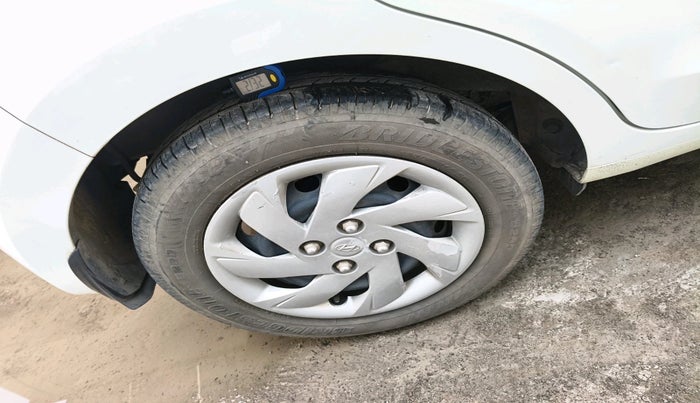 2019 Hyundai NEW SANTRO SPORTZ CNG, CNG, Manual, 88,573 km, tyre